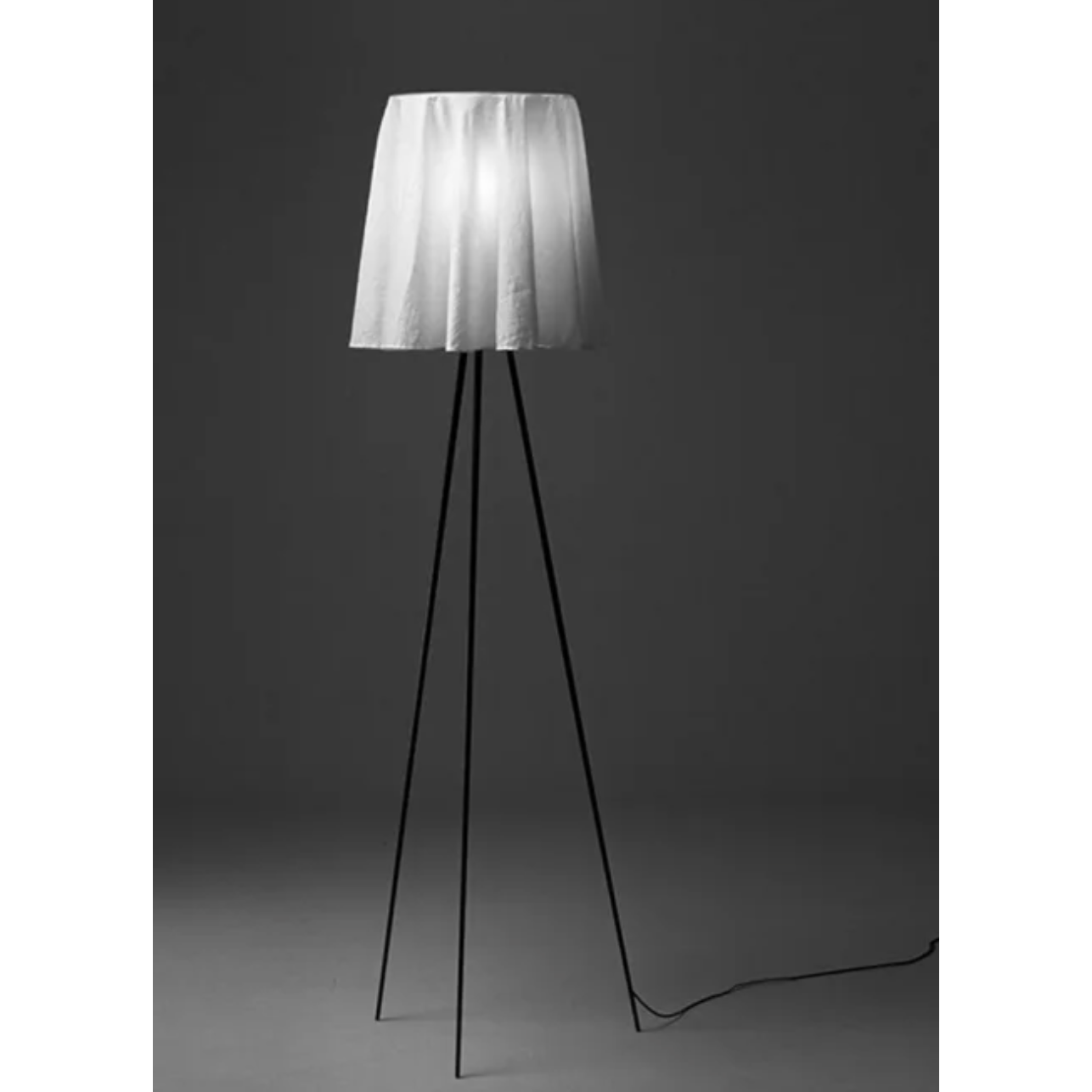 Rosy Angelis Floor Lamp