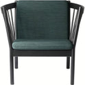 J146 Easy Armchair - Black lacquered oak