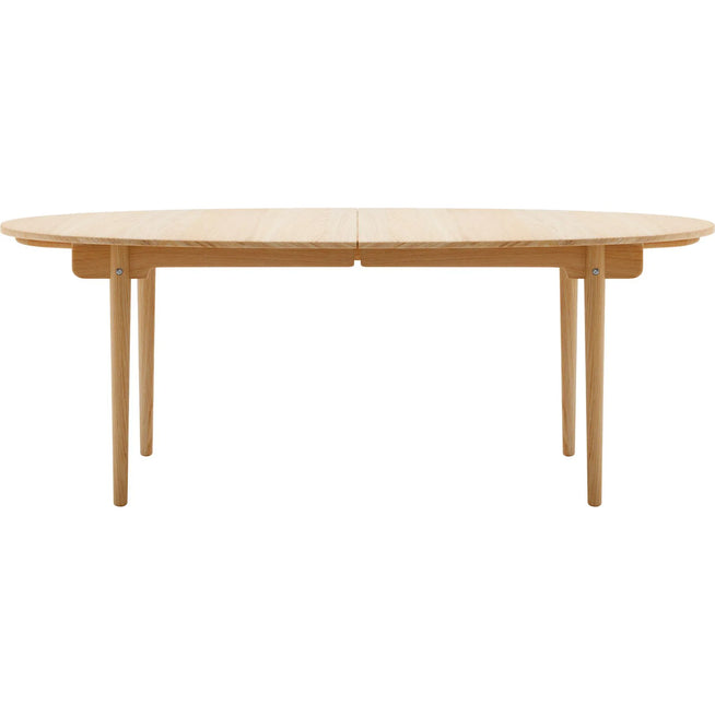 Photo of CH338 Dining Table - 2 extension leaves