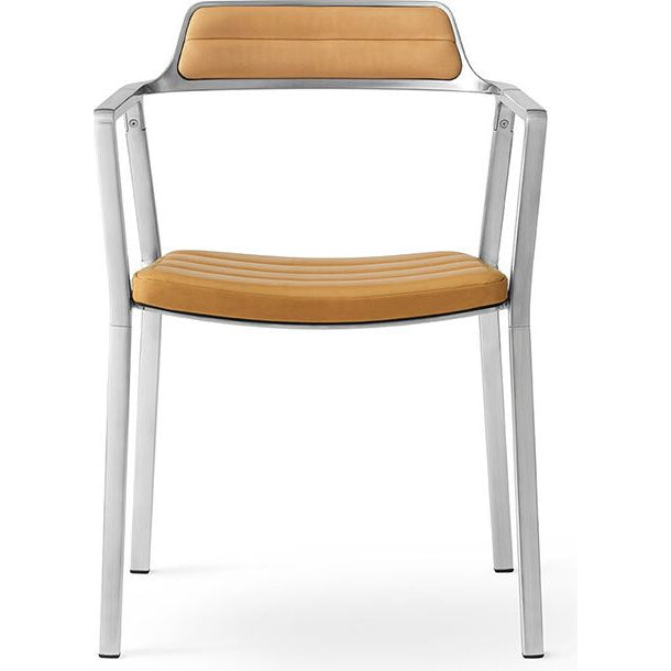 Photo of Vipp451 Stol Pol. Aluminium-sand Leather