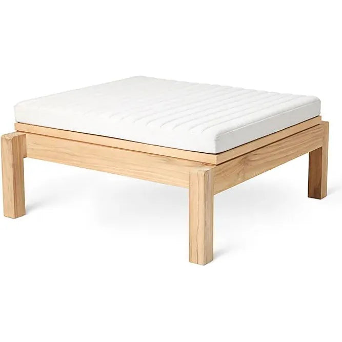 Cushion for the AH604F Outdoor Lounger footstool from Carl Hansen & Søn
