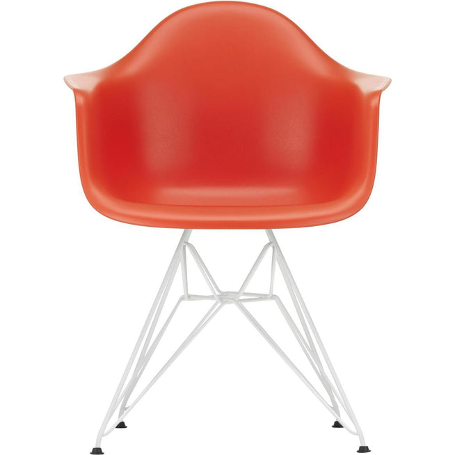 Photo of Eames Plastic Armchair Dar - 03 Poppy Red - White Base - Matstolar - Charles & Ray Eames - Röd - Metall/plast