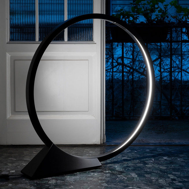 Photo of O Outdoor Floor Lamp