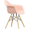Eames Plastic Armchair Daw - 41 Pale Rose - Ash Honey Tone - Matstolar - Charles & Ray Eames - Rosa - Metall/trä/plast
