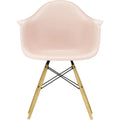 Eames Plastic Armchair Daw - 41 Pale Rose - Golden Maple - Matstolar - Charles & Ray Eames - Rosa - Metall/trä/plast