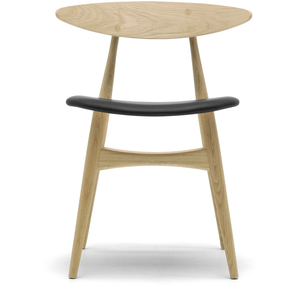 Photo of Carl Hansen - Ch33p - Upholstered seat, oiled oak, leather group B Thor