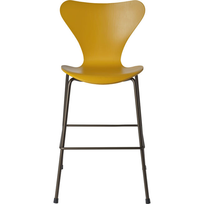 Photo of Series 7 Junior Chair