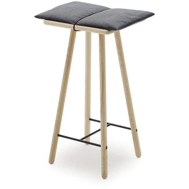 Photo of Georg Bar Stool Untreated seat height 66 cm - benches - Christina Liljenberg Halstrøm - Leather/wood/wool