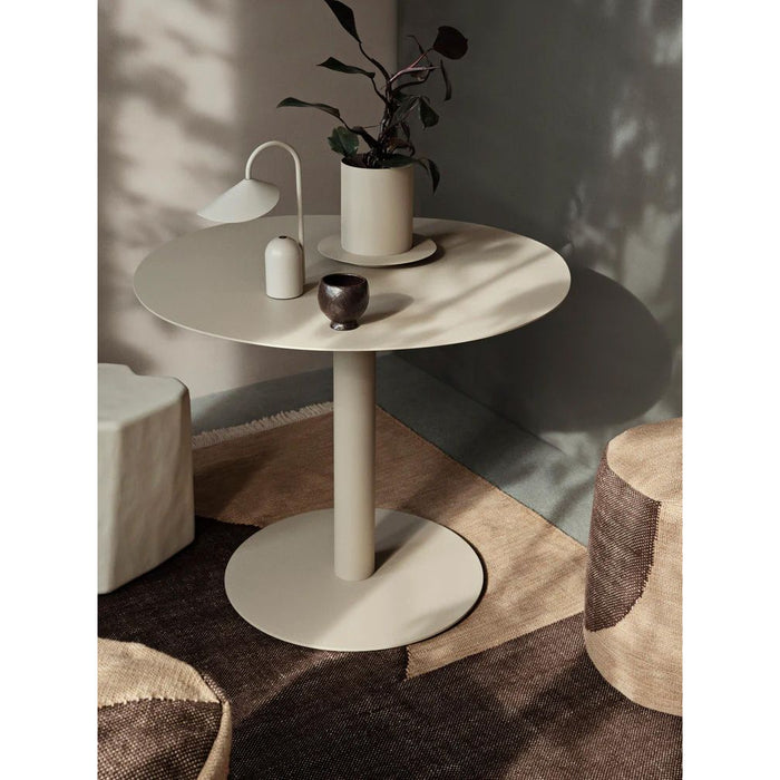 Photo of Pond Dining Table - Spisebord