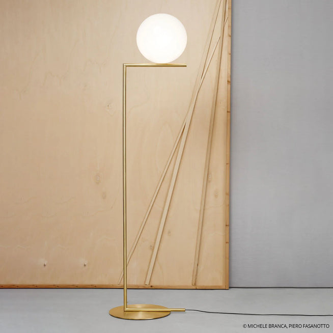 Photo of IC F2 Indoor Floor Lamp