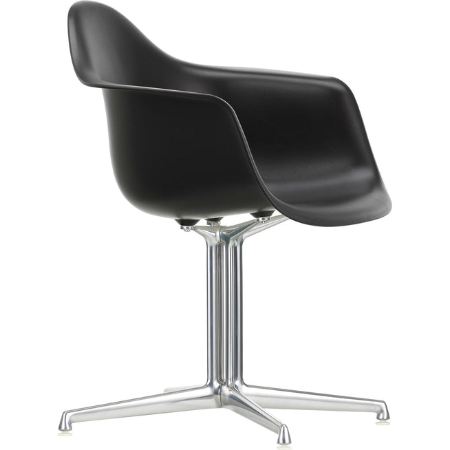 Photo of Eames Plastic Armchair Dal - 12 Deep Black - Aluminium Polished - Dining Chairs - Metal/plastic