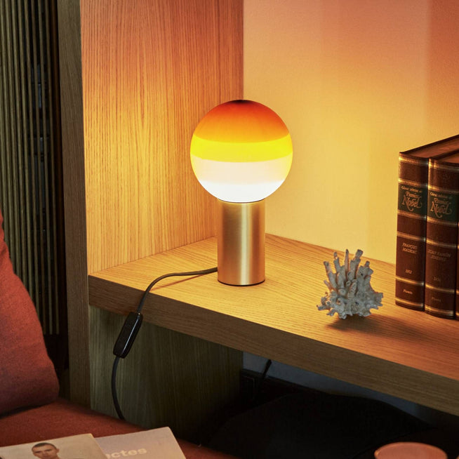 Photo of Dipping Light - Amber - Bordslampor - Jordi Canudas - Guld