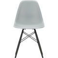 Eames Plastic Chair Dsw - 24 Light Grey - Black Maple - Matstolar - Charles & Ray Eames - Grå - Metall/trä/plast
