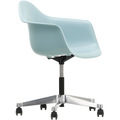 Eames Plastic Armchair Pacc - 23 Ice Grey - Castors Hard - Skrivbordsstolar - Charles & Ray Eames - Grå