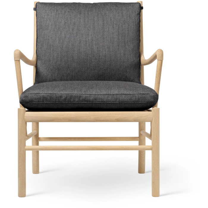 Photo of Carl Hansen - Ow149 Colonial Chair Oak Soap / Re-wool 0198 - Armchairs - Ole Wanscher - Grey - Wood/wool
