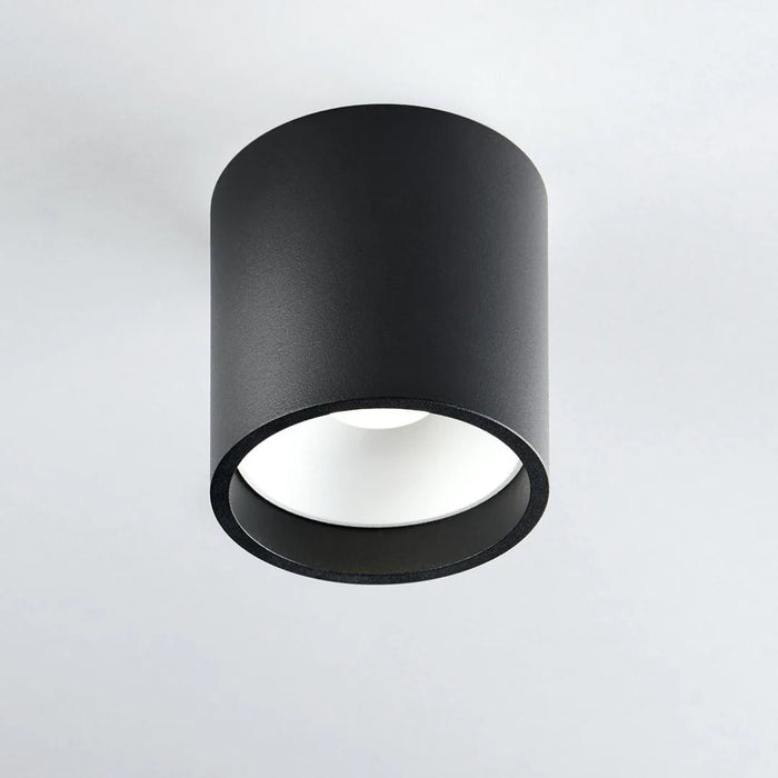 Photo of Solo 2 Round, Black/white, 10w Led, 2700k, Ip54 - Spotlights - Ronni Gol - Svart,vit