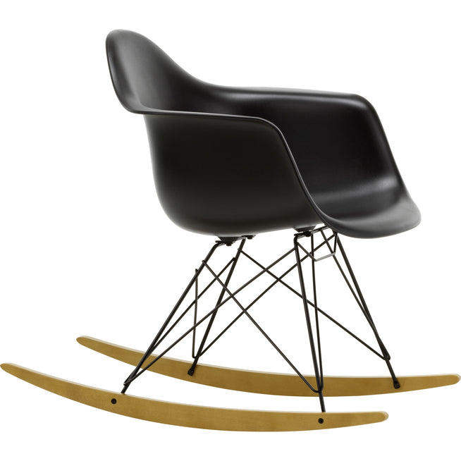 Photo of Eames Plastic Armchair Rar - 12 Deep Black - Basic Dark Base - Golden Maple - Matstolar - Charles & Ray Eames - Svart - Metall/trä/plast