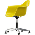 Eames Plastic Armchair Pacc - 34 Mustard - Castors Soft - Skrivbordsstolar - Charles & Ray Eames - Gul