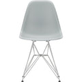 Eames Plastic Chair Dsr - 24 Light Grey /chrome Base - Matstolar - Charles & Ray Eames - Grå - Metall/plast