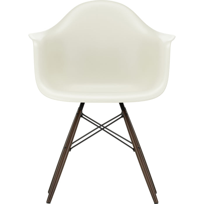 Eames Plastic Armchair Daw - 11 Pebble - Dark Maple - Matstolar - Charles & Ray Eames - Vit - Metall/trä/plast