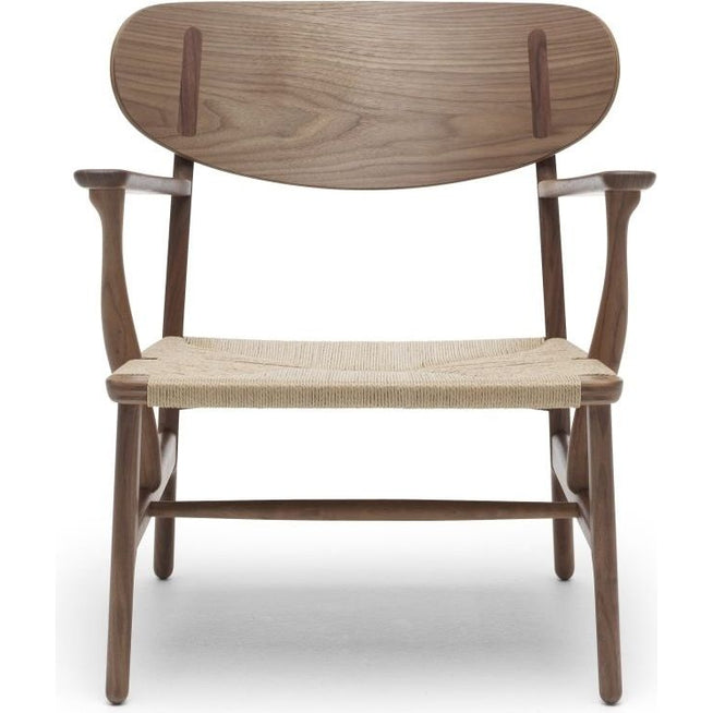 Photo of Carl Hansen - Ch22, Oiled Walnut, Chord Black - Armchairs - Hans J. Wegner - Wood - Natural material/wood