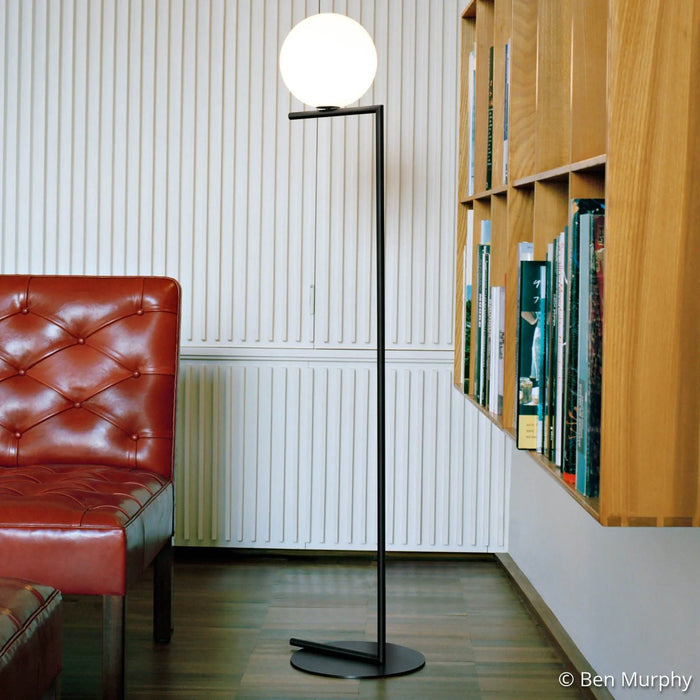 Photo of IC F2 Indoor Floor Lamp