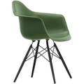 Eames Plastic Armchair Daw - 48 Forest - Black Maple - Matstolar - Charles & Ray Eames - Grön - Metall/trä/plast