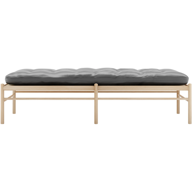 Photo of Carl Hansen - OW150, White oiled oak, Leather group B Thor - 359 - Daybeds - Ole Wanscher - Black