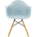 Eames Plastic Armchair Daw - 23 Ice Grey - Golden Maple - Matstolar - Charles & Ray Eames - Grå - Metall/trä/plast