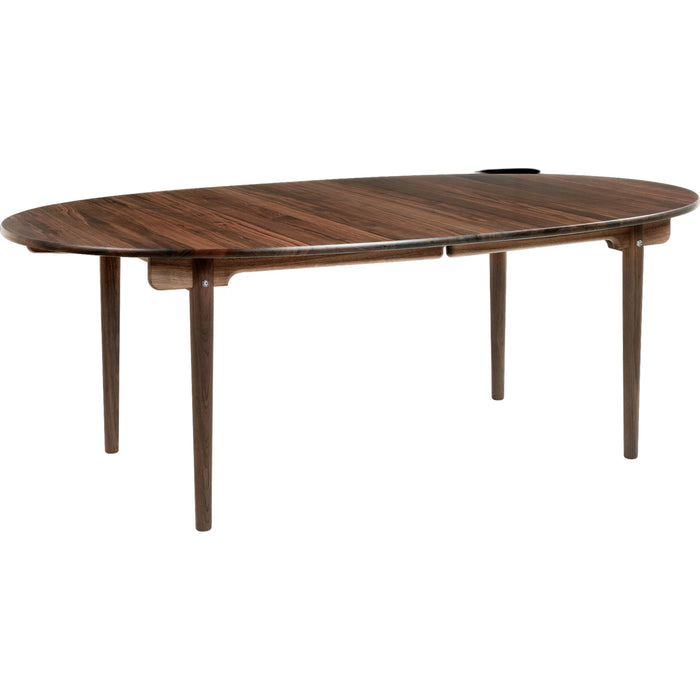 Photo of CH338 Dining Table - 2 extension leaves