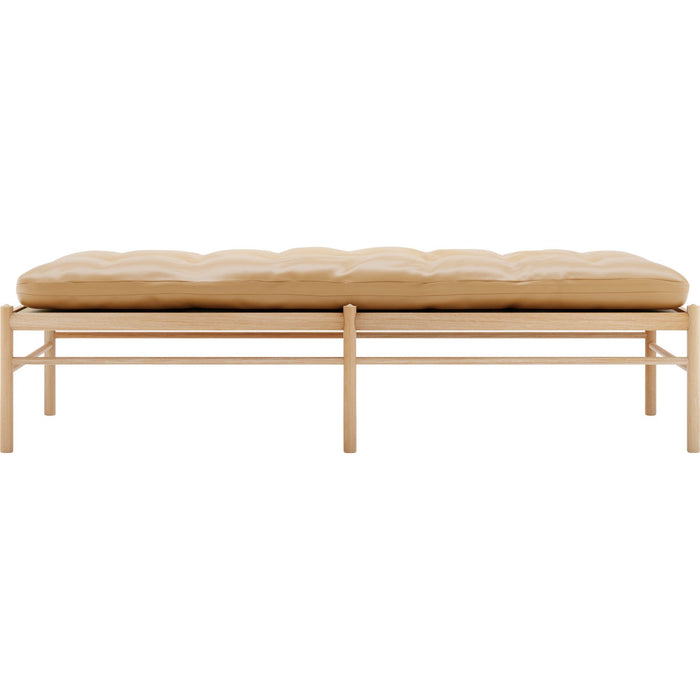 Photo of Carl Hansen - Ow150, Oiled Oak, Leather Group A Loke