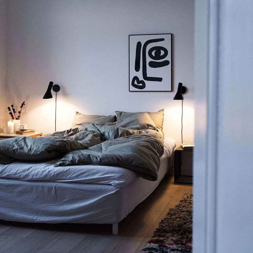 AJ Wall Lamp