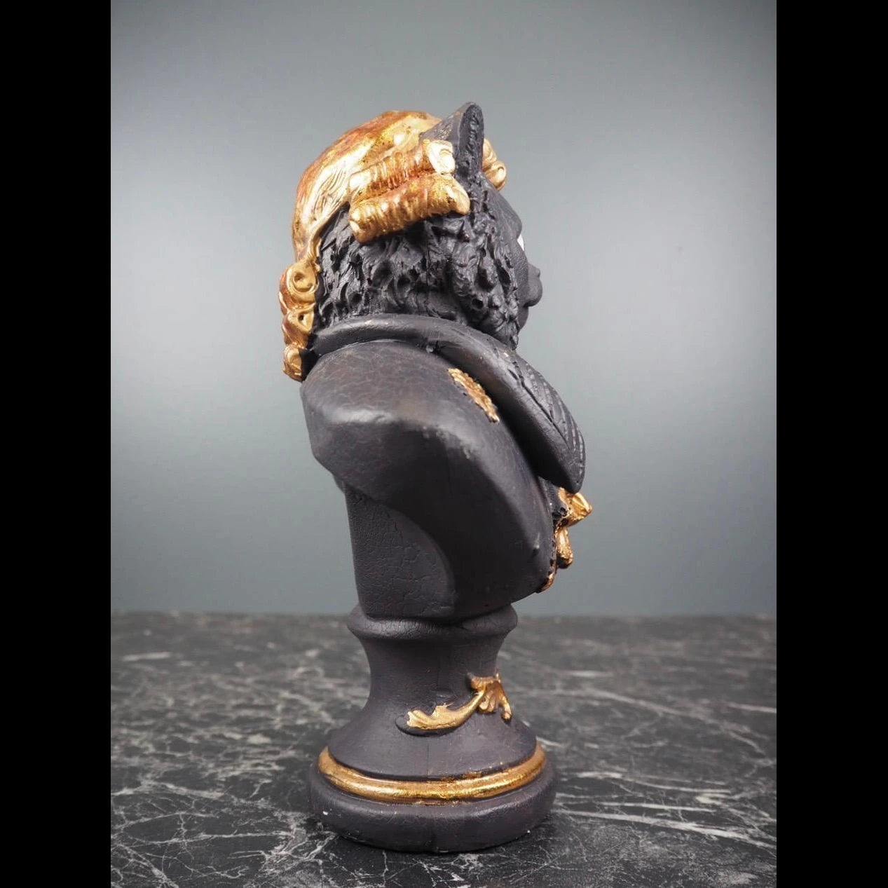 Cat Bust Figurine