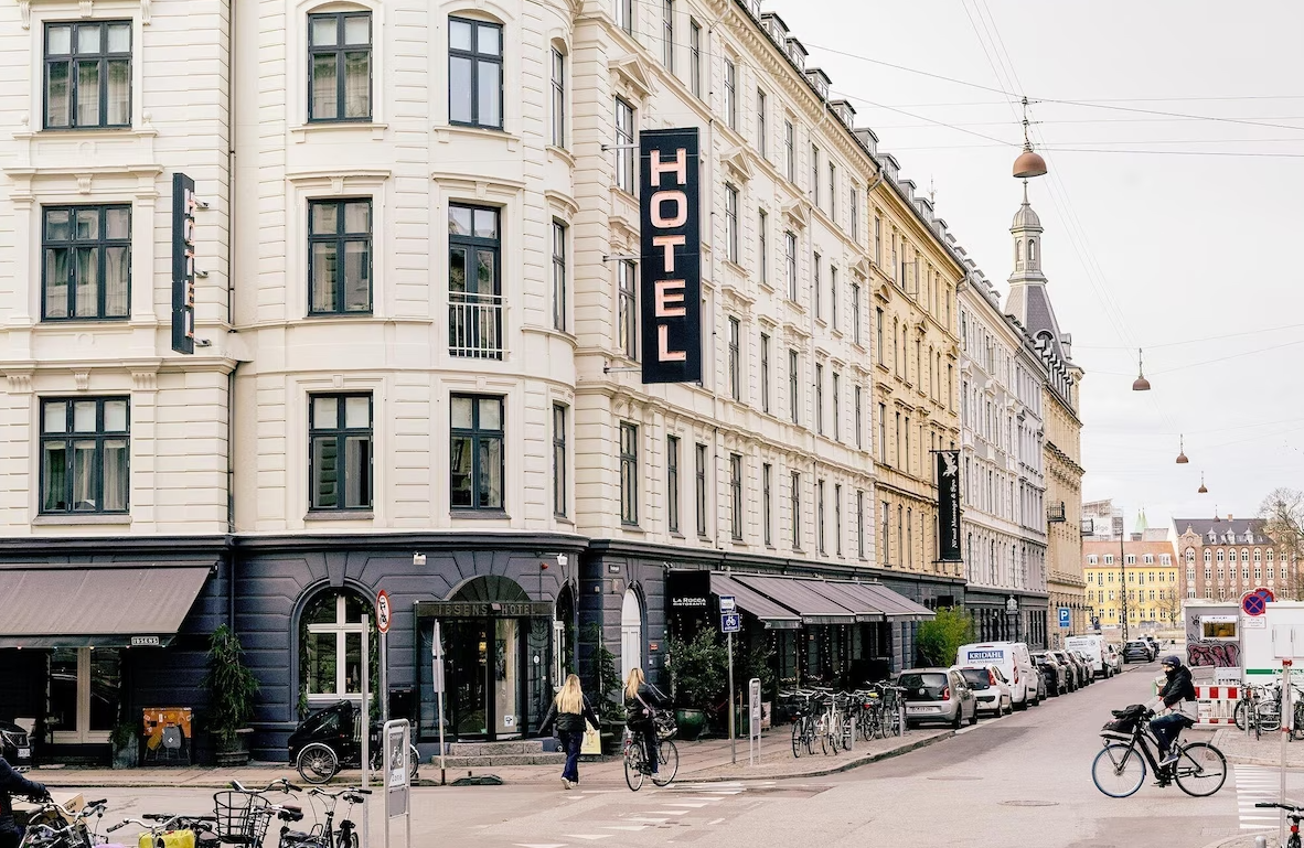 Ibsens Hotel