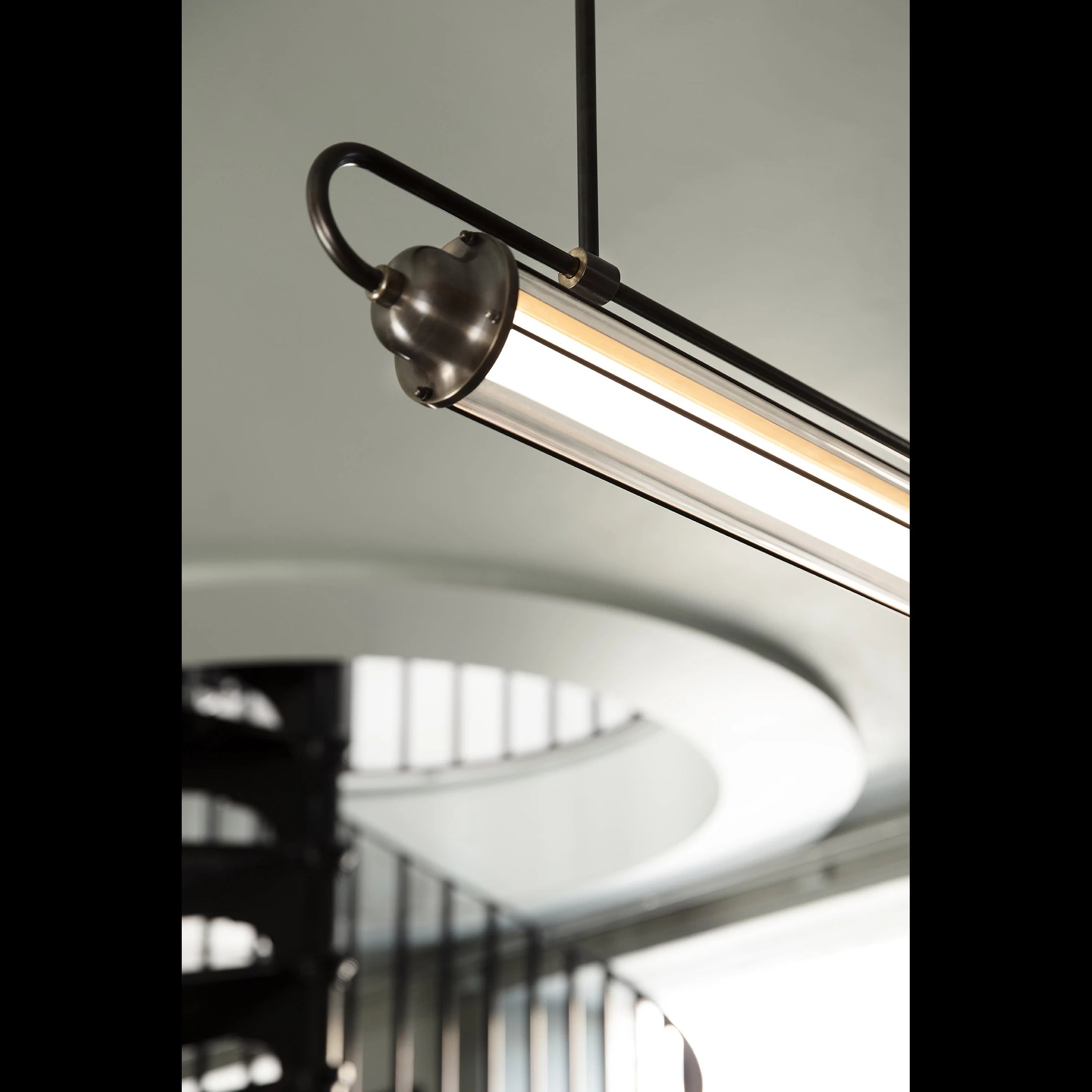 KBH Tube Lamp