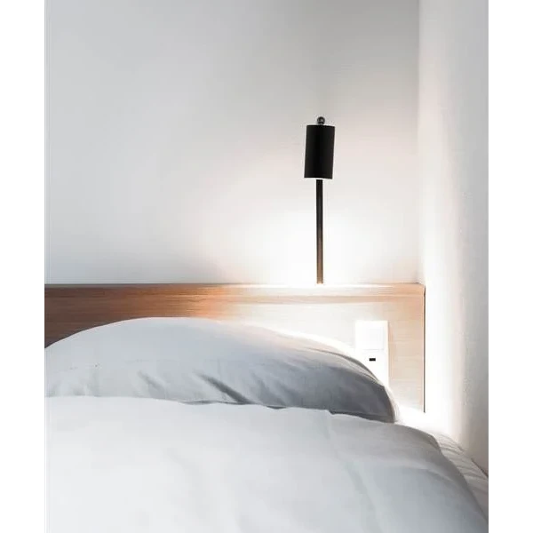 Lektor Table Lamp