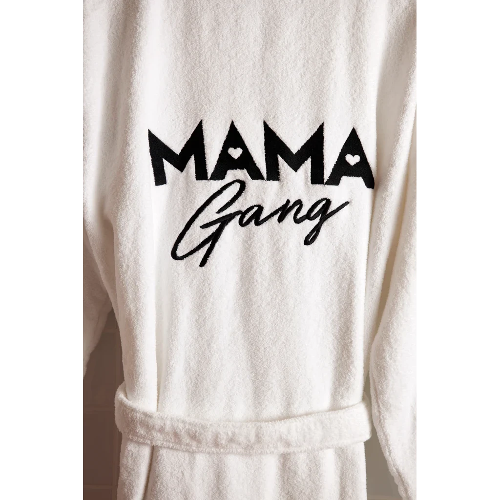 Mama gang bathrobe