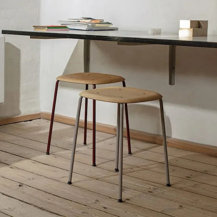 Soft Edge 70 Stool