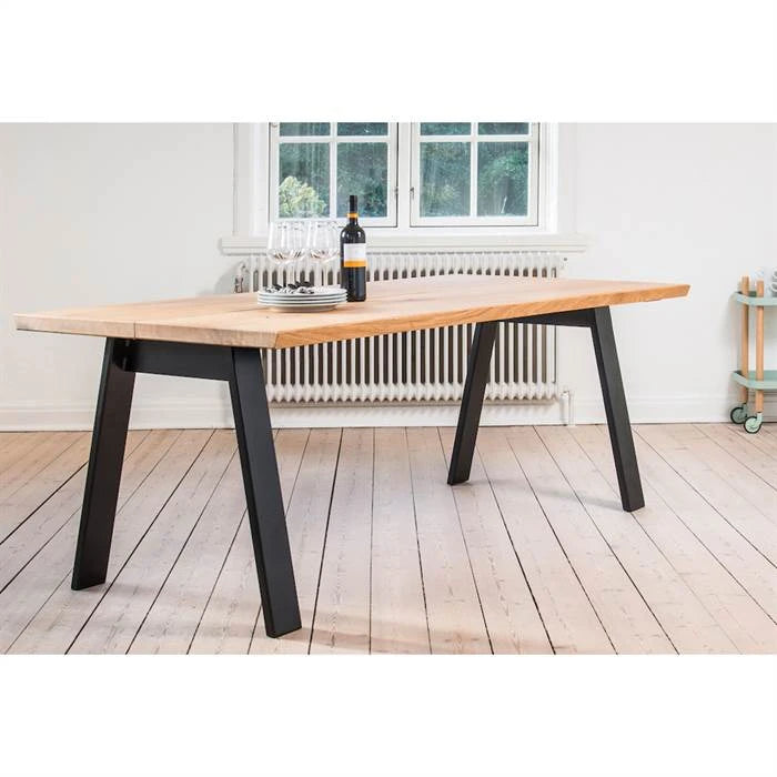 WZ.02 plank table