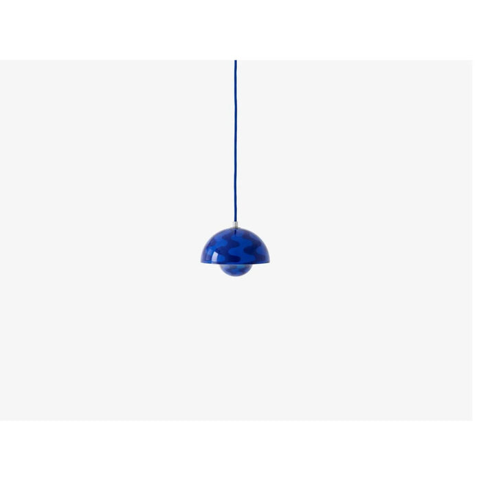 Photo of Flowerpot VP10 Pendant Lamp