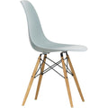 Eames Plastic Chair Dsw - 24 Light Grey - Ash Honey Tone - Matstolar - Charles & Ray Eames - Grå - Metall/trä/plast
