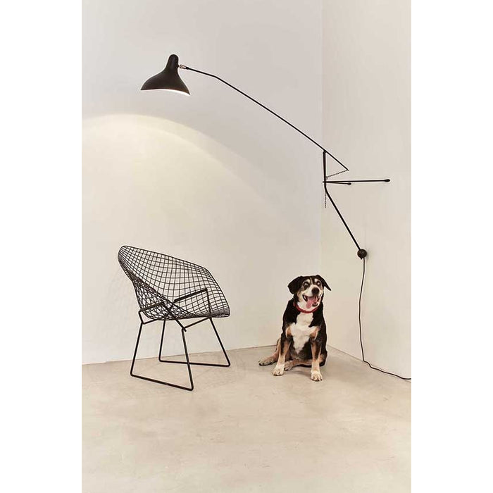 Photo of Mantis BS2 Wall Lamp
