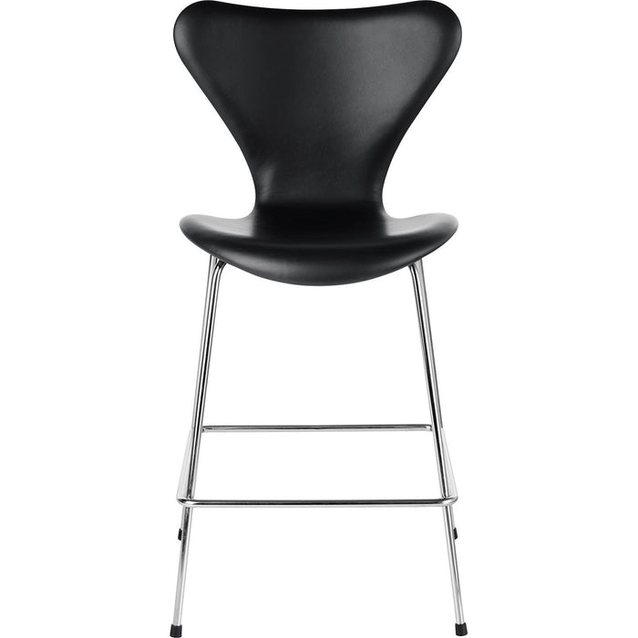3187 Sjuan - Fully upholstered, Leather, Soft Black - Bar stools & Bar stools - Arne Jacobsen - Black - Leather/metal/wood