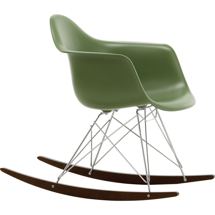 Eames Plastic Armchair Rar - 48 Forest - Chrome Base - Dark Maple - Matstolar - Charles & Ray Eames - Grön - Metall/trä/plast