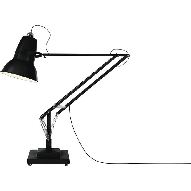 Photo of Original 1227 Giant Floor Lamp Jet Black (matte) - Shade lamps - George Carwardine - Black
