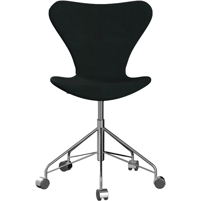 Photo of 3117 Sjuan - Full upholstery, Fabric, Tone 128 - Desk chairs - Arne Jacobsen - Black