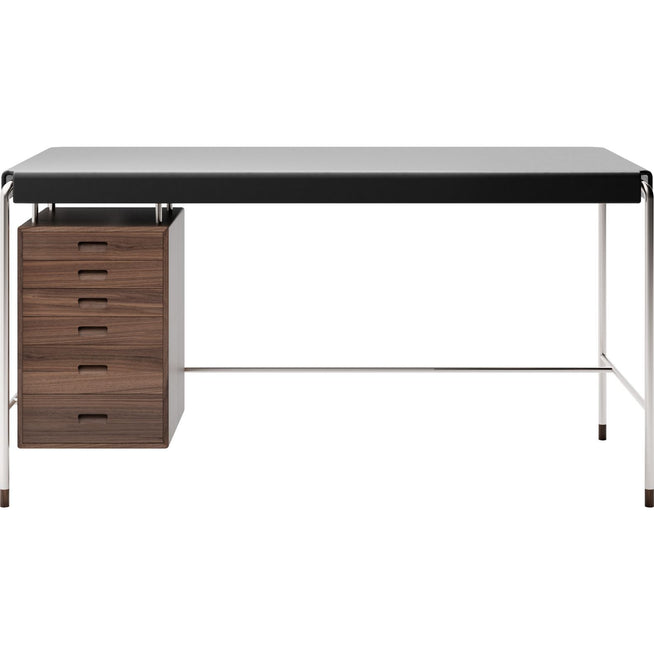 Photo of Carl Hansen - Aj52 140x70 Society Table, Walnut, Oiled - Desk - Arne Jacobsen - Wood-coloured, black - Leather/metal/wood