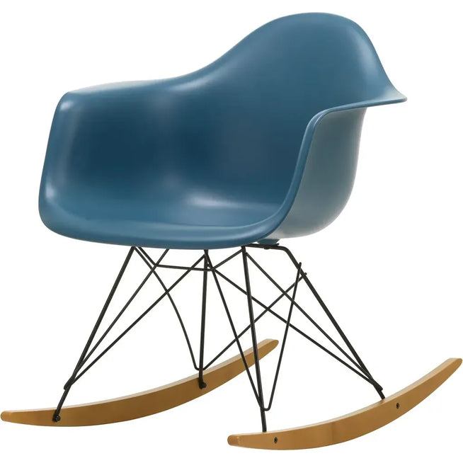Photo of Eames Plastic Armchair Rar - 83 Sea Blue - Basic Dark Base - Golden Maple - Matstolar - Charles & Ray Eames - Blå - Metall/trä/plast