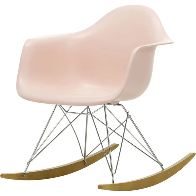 Photo of Eames Plastic Armchair Rar - 41 Pale Rose - Chrome Base - Golden Maple - Matstolar - Charles & Ray Eames - Rosa - Metall/trä/plast