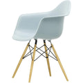 Eames Plastic Armchair Daw - 23 Ice Grey - Golden Maple - Matstolar - Charles & Ray Eames - Grå - Metall/trä/plast